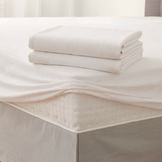 2 protège-matelas imperméables