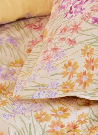 Champ doré, linge de lit